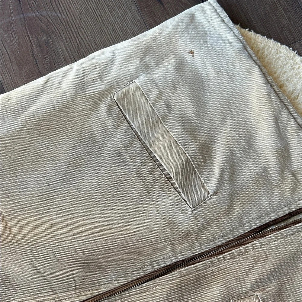 Carhartt Vintage Wool Tan Vest !!